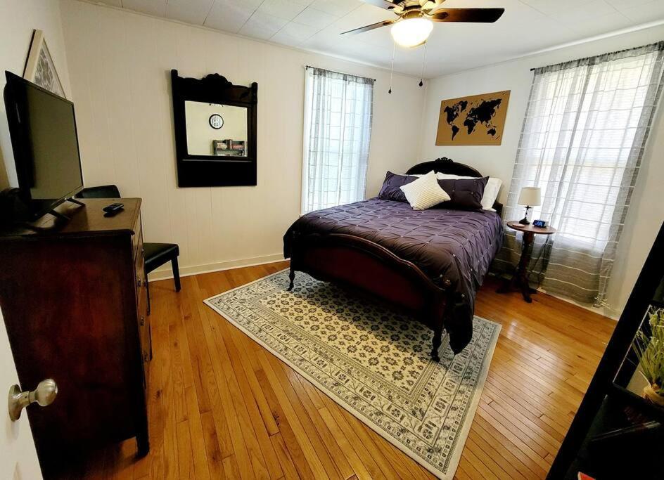 Apple Hill Bungalow, Family And Pet Friendly! Bristol Kültér fotó